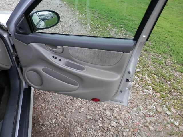 2003 Oldsmobile Alero FWD 4dr Sport