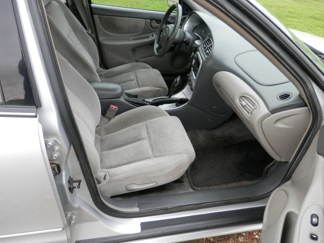 2003 Oldsmobile Alero FWD 4dr Sport