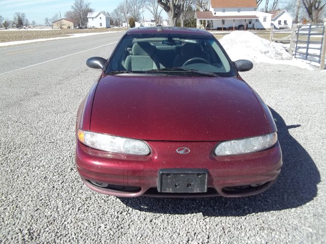 2003 Oldsmobile Alero Standard 4X4 Hardtop
