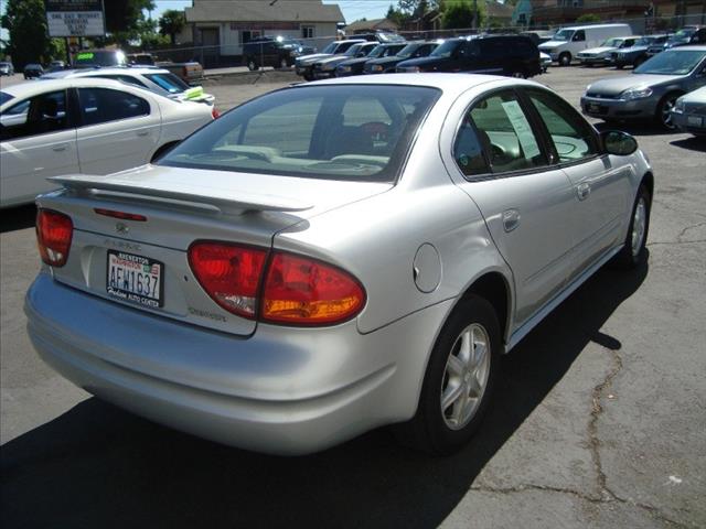 2003 Oldsmobile Alero 4WD 4dr SC