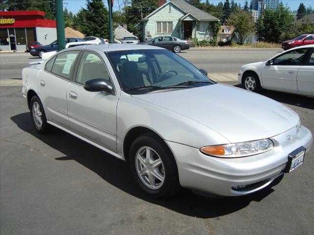 2003 Oldsmobile Alero 4WD 4dr SC