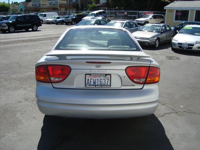 2003 Oldsmobile Alero 4WD 4dr SC