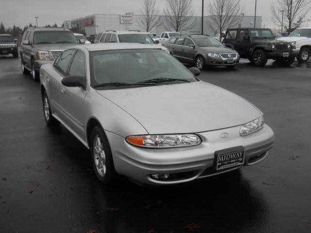 2003 Oldsmobile Alero FWD 4dr Sport