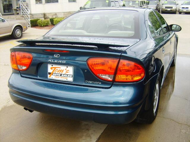 2003 Oldsmobile Alero S Sedan