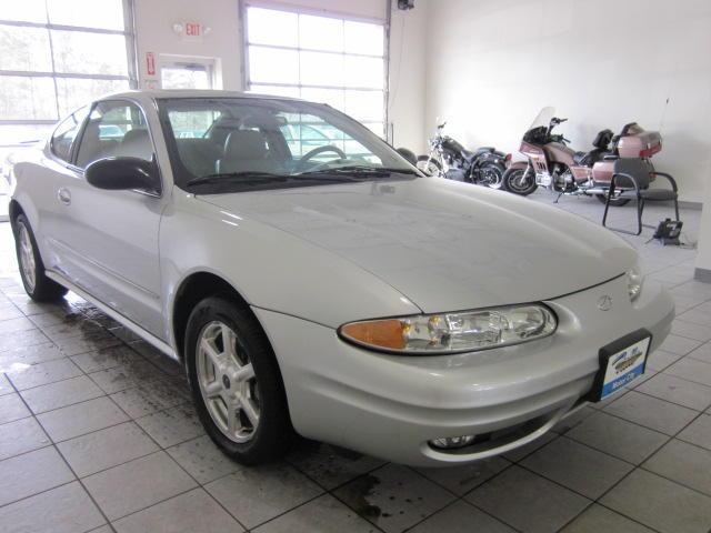 2003 Oldsmobile Alero FWD 4dr Sport