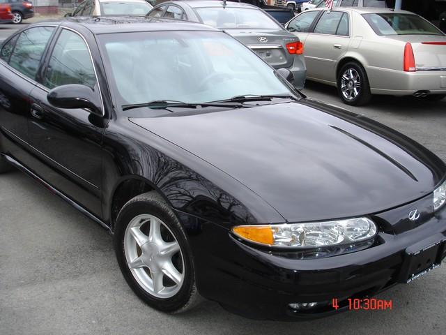 2003 Oldsmobile Alero S Sedan