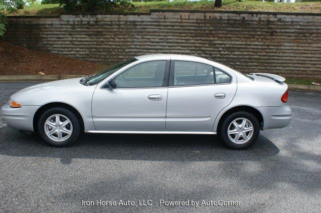 2004 Oldsmobile Alero Unknown