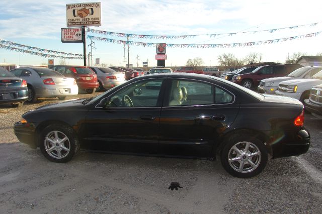 2004 Oldsmobile Alero 4dr Sdn I4 CVT 2.5 S Sedan