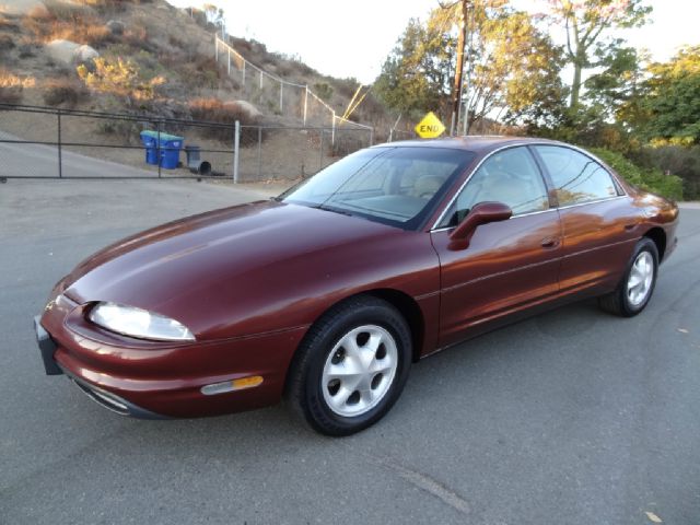 1997 Oldsmobile Aurora FWD 4DR AUTO SE LTD Avail