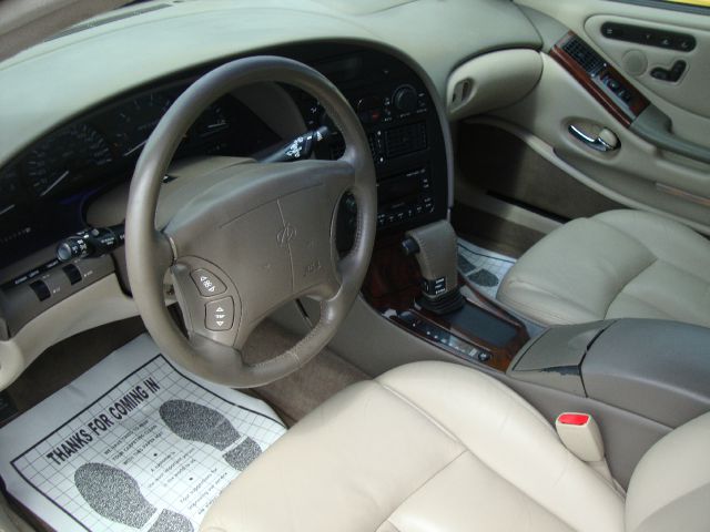 1999 Oldsmobile Aurora Base