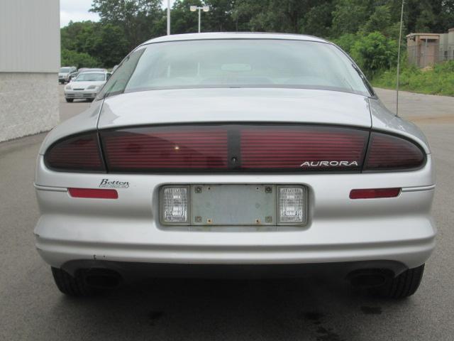 1999 Oldsmobile Aurora SE Sedan