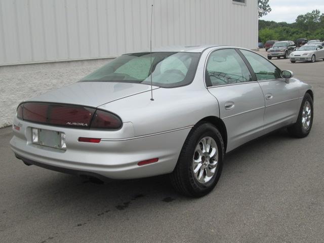 1999 Oldsmobile Aurora SE Sedan