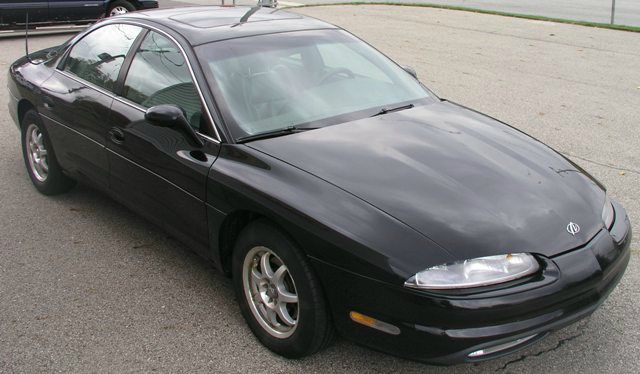 1999 Oldsmobile Aurora Base