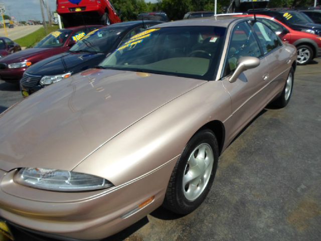1999 Oldsmobile Aurora Base