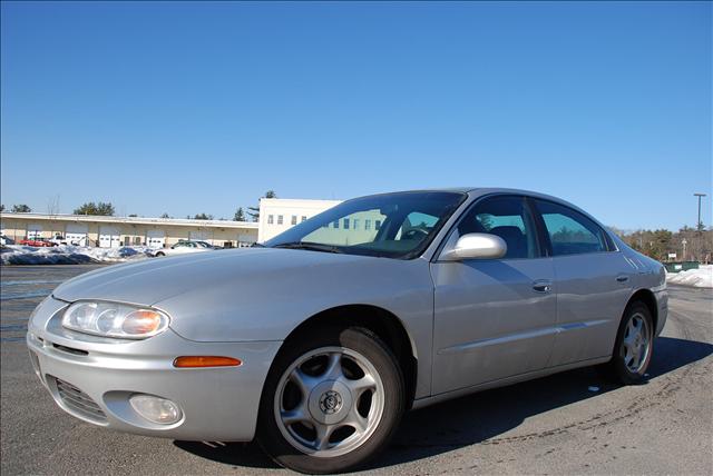 2001 Oldsmobile Aurora 3