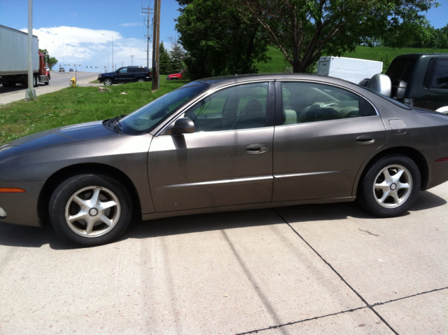 2001 Oldsmobile Aurora 111 WB AWD