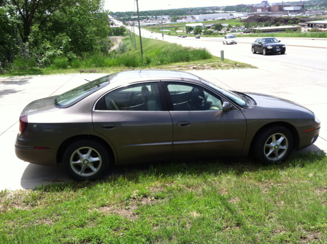 2001 Oldsmobile Aurora 111 WB AWD