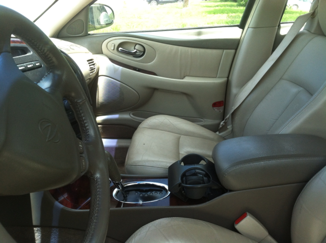 2001 Oldsmobile Aurora 111 WB AWD