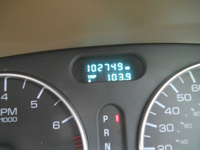 2001 Oldsmobile Aurora 111 WB AWD