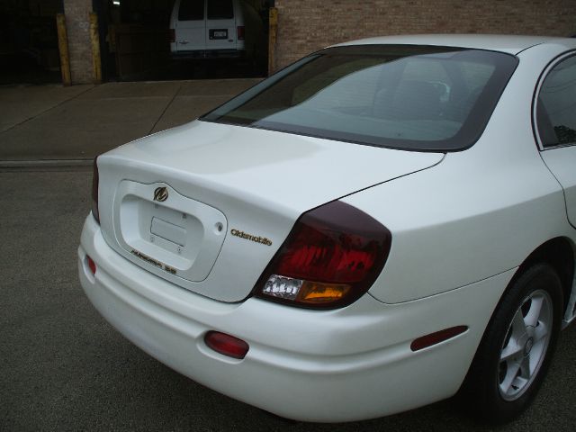 2001 Oldsmobile Aurora 111 WB AWD