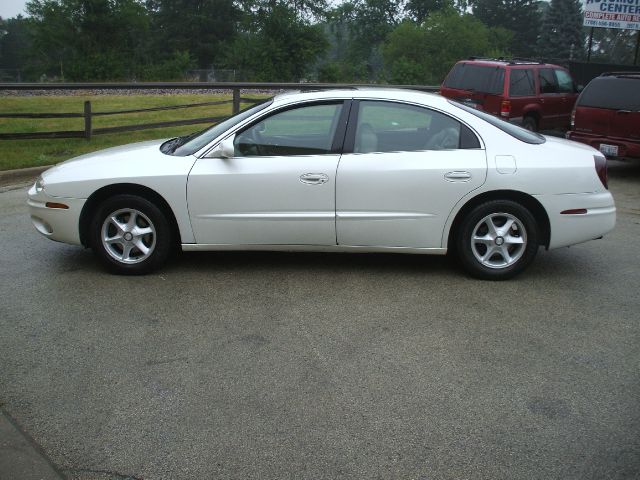 2001 Oldsmobile Aurora 111 WB AWD