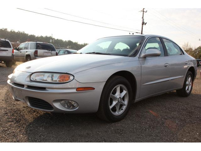 2001 Oldsmobile Aurora 3