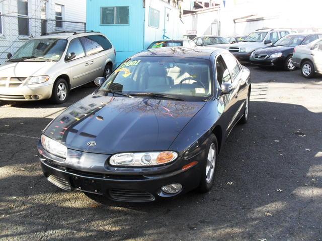 2001 Oldsmobile Aurora 3
