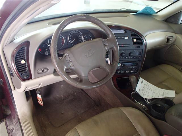 2002 Oldsmobile Aurora 111 WB AWD