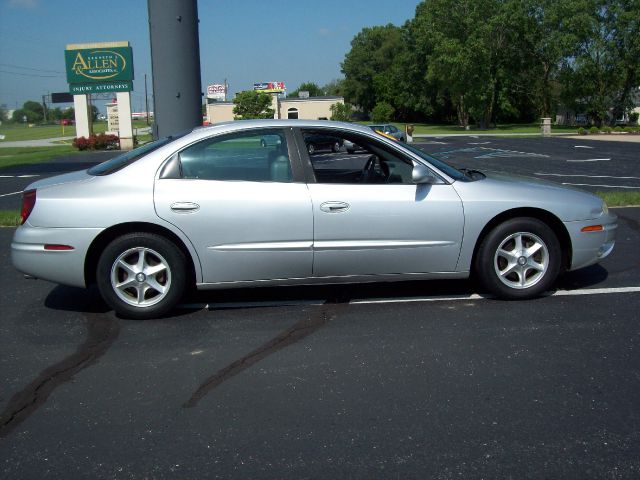 2002 Oldsmobile Aurora 111 WB AWD