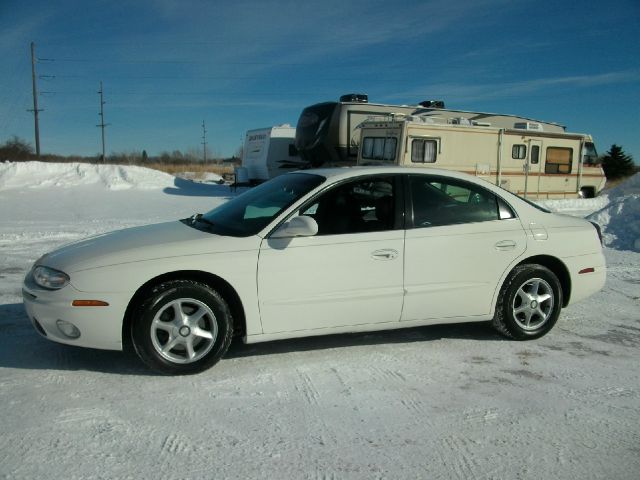 2002 Oldsmobile Aurora 111 WB AWD