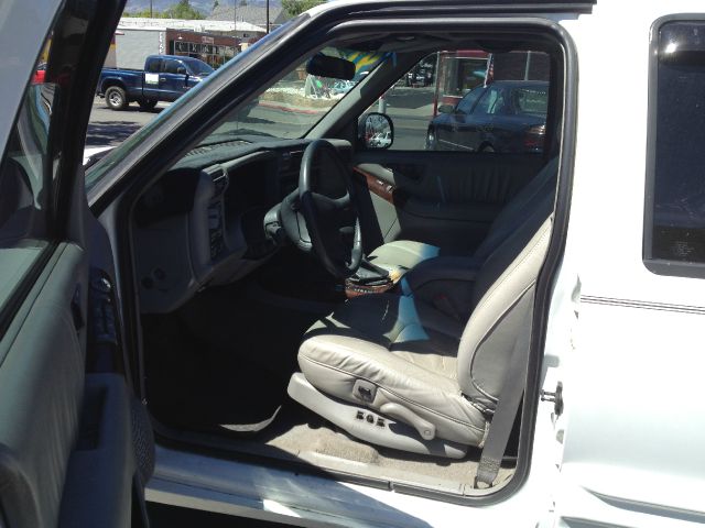 1997 Oldsmobile Bravada Base