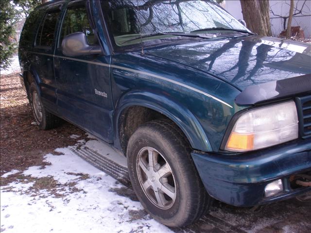 1998 Oldsmobile Bravada Limited WITH Navigation
