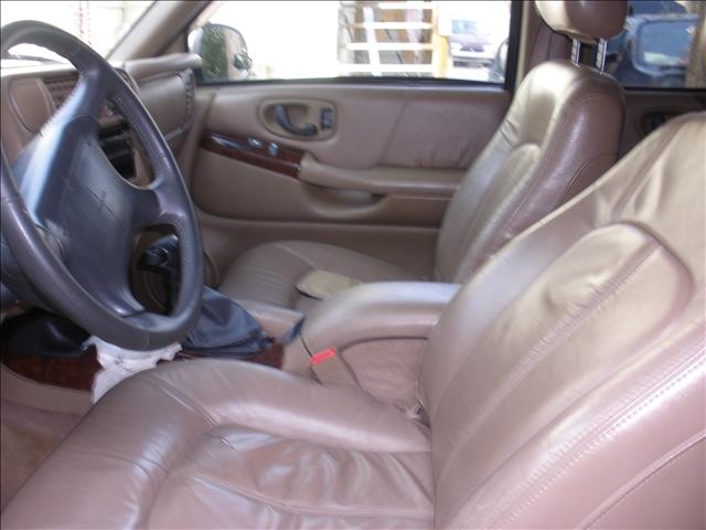 1998 Oldsmobile Bravada Limited WITH Navigation