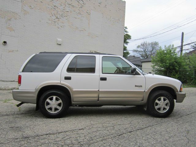 2000 Oldsmobile Bravada EX - DUAL Power Doors