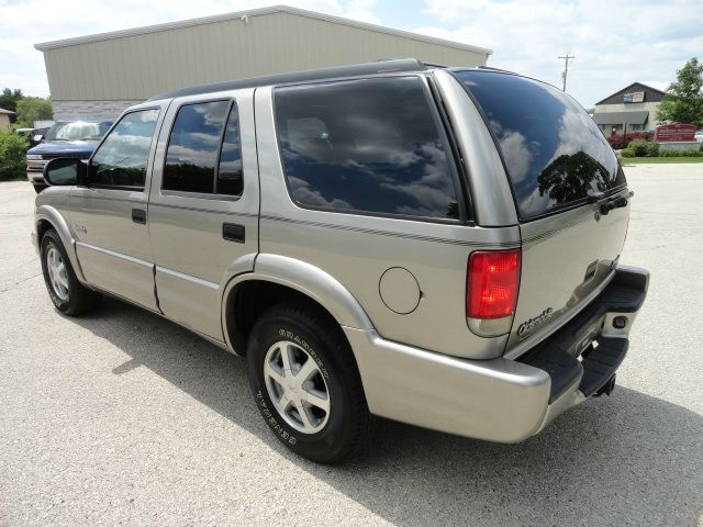 2000 Oldsmobile Bravada EX - DUAL Power Doors