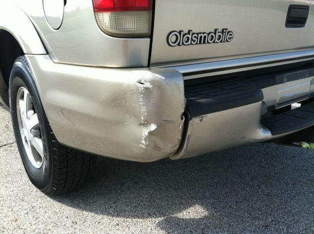 2000 Oldsmobile Bravada EX - DUAL Power Doors