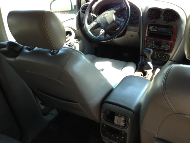 2002 Oldsmobile Bravada EX - DUAL Power Doors