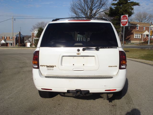 2002 Oldsmobile Bravada EX - DUAL Power Doors