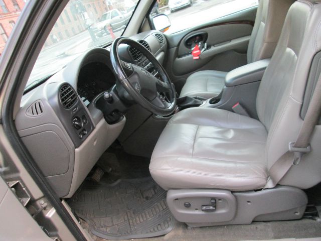 2002 Oldsmobile Bravada EX - DUAL Power Doors