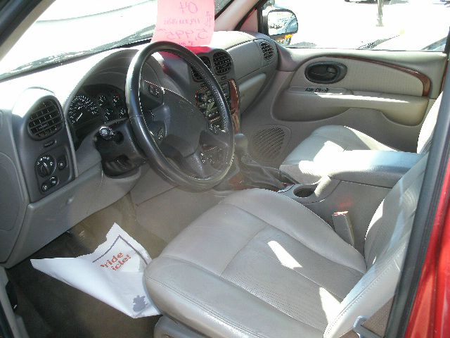 2004 Oldsmobile Bravada EX - DUAL Power Doors