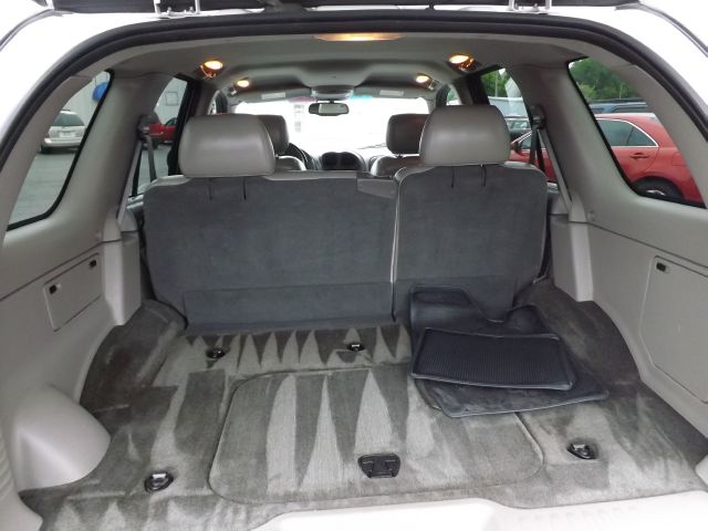 2004 Oldsmobile Bravada EX - DUAL Power Doors