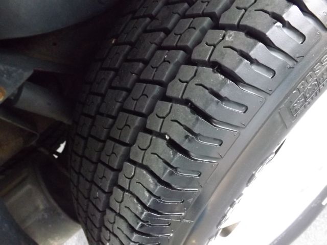 2004 Oldsmobile Bravada EX - DUAL Power Doors