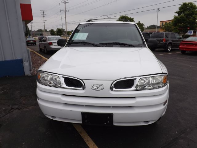 2004 Oldsmobile Bravada EX - DUAL Power Doors