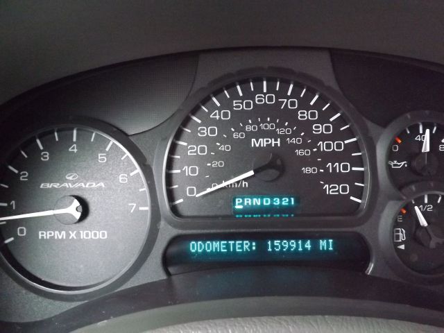 2004 Oldsmobile Bravada EX - DUAL Power Doors