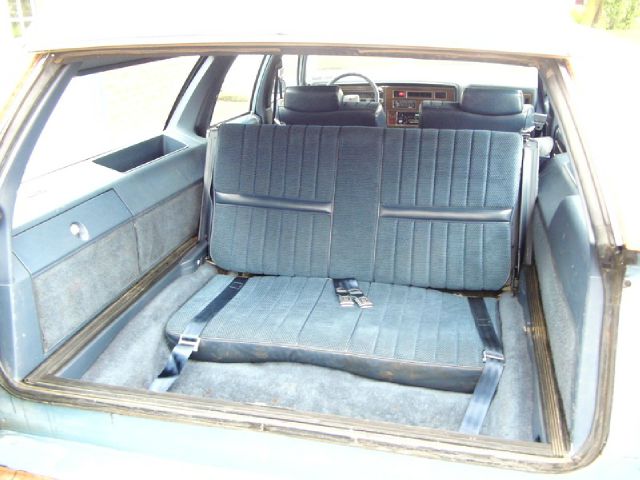 1988 Oldsmobile Custom Cruiser Base