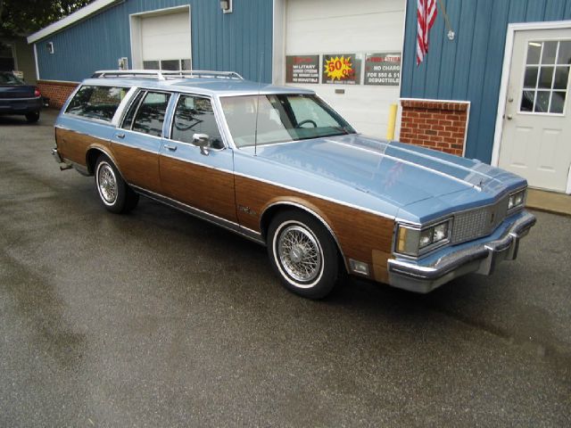 1988 Oldsmobile Custom Cruiser Base