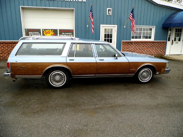1988 Oldsmobile Custom Cruiser Base