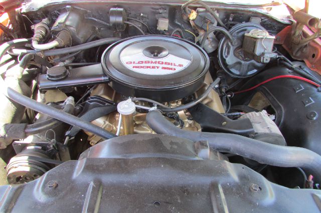 1972 Oldsmobile CUTLASS 4DR 4WD BASE AT