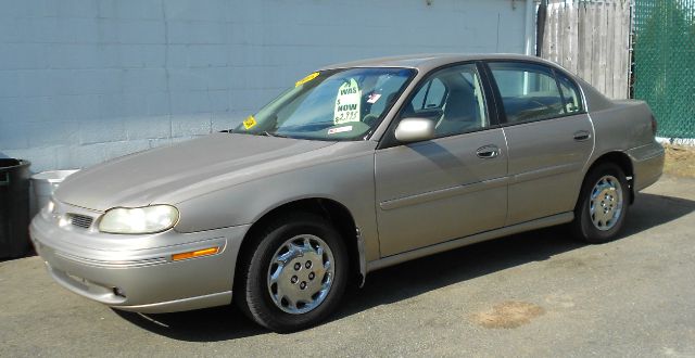 1998 Oldsmobile CUTLASS S Sedan