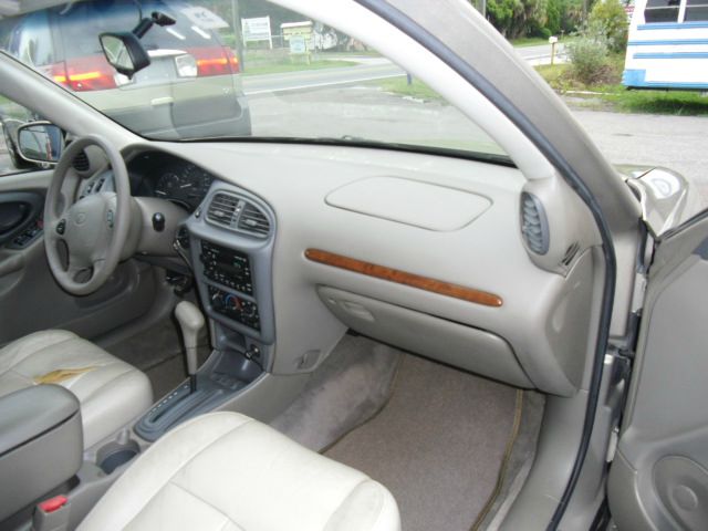 1999 Oldsmobile CUTLASS FWD 4dr Sport